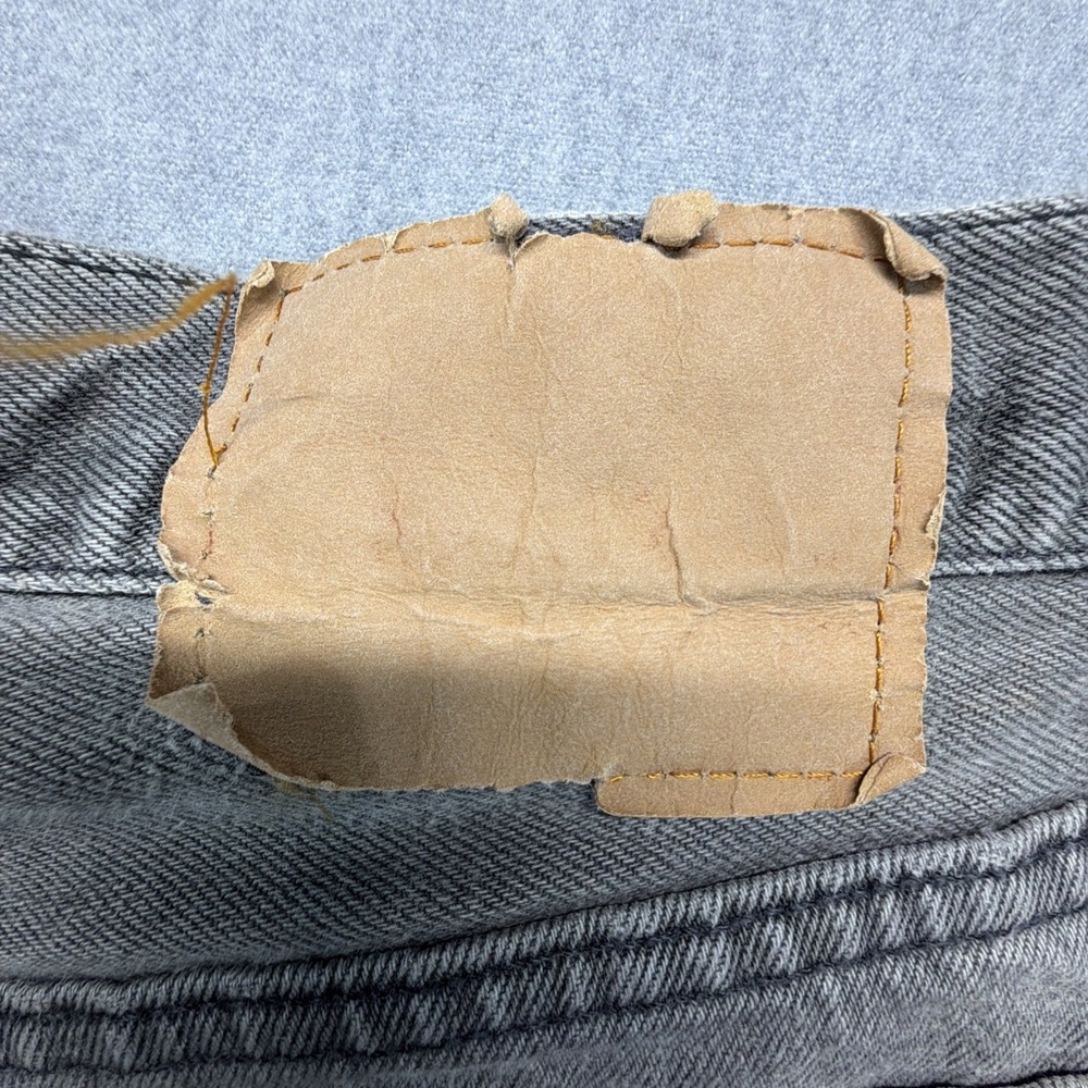 Vintage Levi's Black 501 Jeans Men's 35x34 (Fits 33x33) Made In USA Distressed - Picture 5 of 16